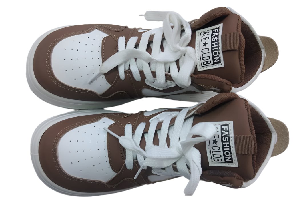 BROWN SNEAKERS