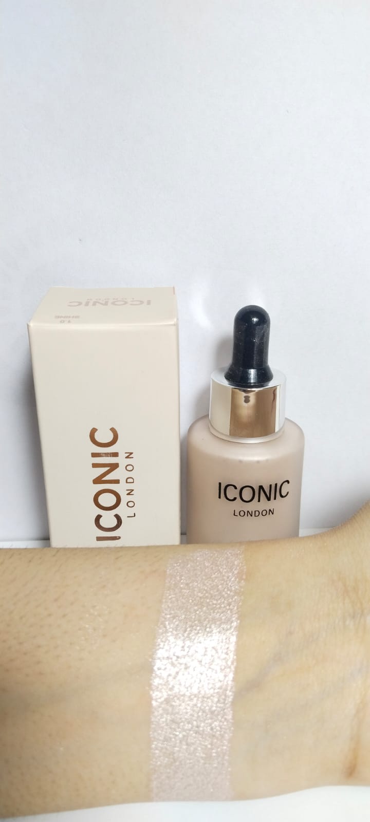 ICONIC LONDON LIQUD HIGHLIGHTER 1.0